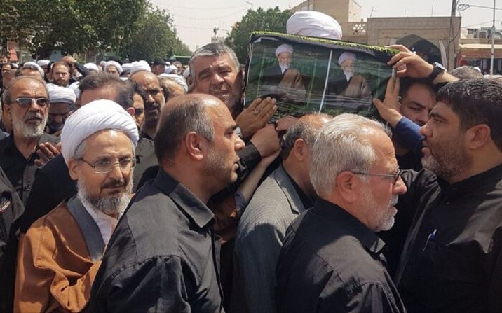 پیکر آیتالله طهمحمدی در قم تشییع و به خاک سپرده شد پیکر آیتالله طهمحمدی در قم تشییع و به خاک سپرده شد